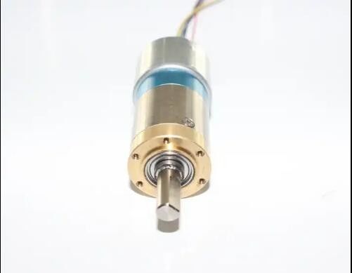 24mmブラシレスDCギアモーター 高トルク 低ノイズ 12V 24V 惑星ギアモーター