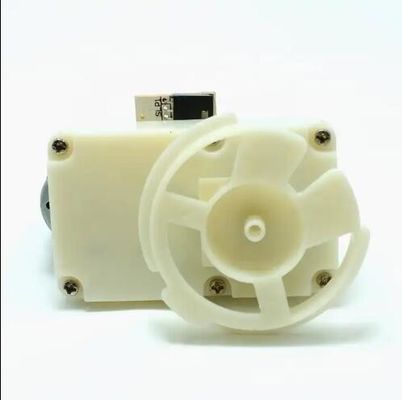 24V 21rpm プラスチックのギアモーター 50GS 365 360 DC スマート自動販売機のためのスクエアギアモーター